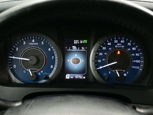 Used 2020 Toyota Sienna XLE w/ XLE Navigation Package AWD/4WD image 27