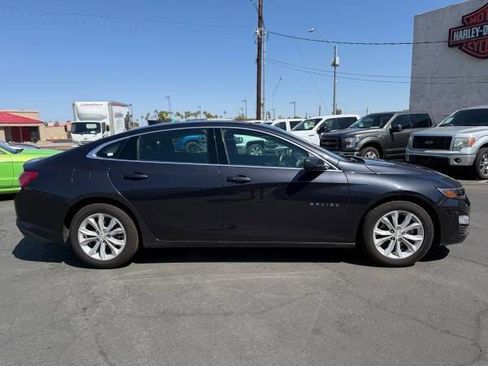 Used 2022 Chevrolet Malibu LT image 3