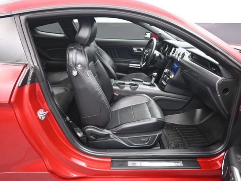 Used 2020 Ford Mustang GT Premium w/ GT Performance Package RWD image 36