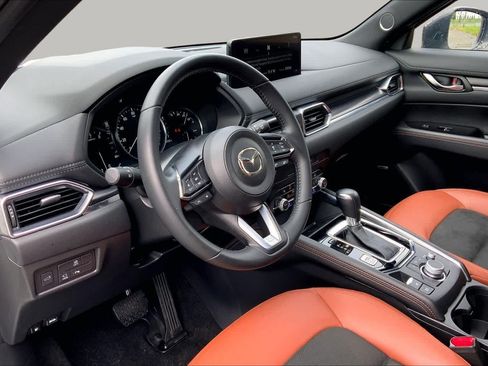 Certified 2025 MAZDA CX-5 Carbon Edition AWD/4WD image 18