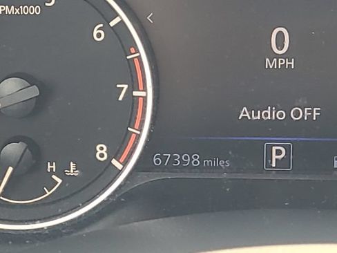 Used 2024 Nissan Altima 2.5 SV AWD/4WD image 16