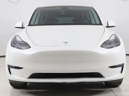 Used 2021 Tesla Model Y Long Range image 51