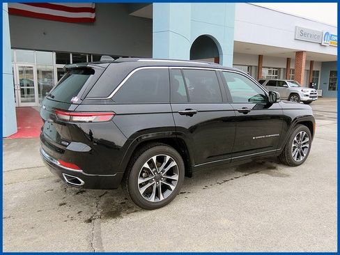 Certified 2023 Jeep Grand Cherokee Overland image 7