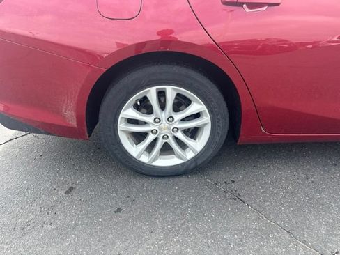 Used 2016 Chevrolet Malibu LT FWD image 10