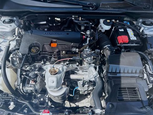 Used 2023 Honda Civic Sport image 34