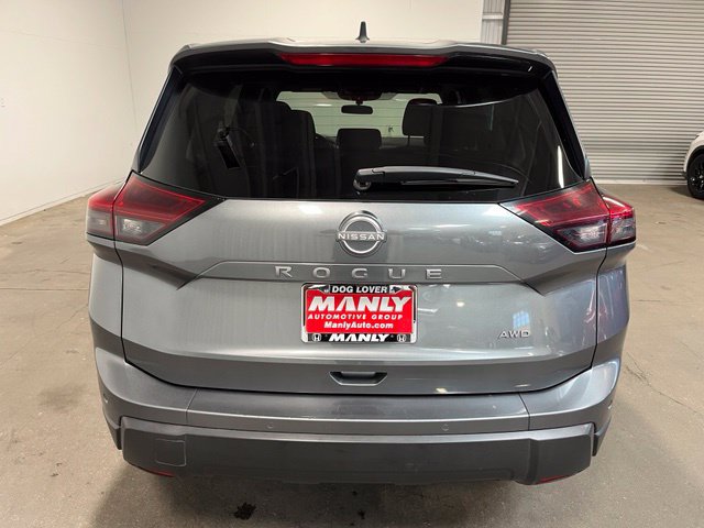 Used 2024 Nissan Rogue S AWD/4WD image 4