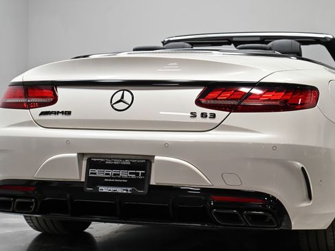 Used 2019 Mercedes-Benz S 63 AMG 4MATIC Cabriolet w/ Driver Assistance Package image 52