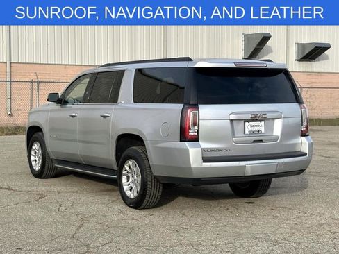 Used 2019 GMC Yukon XL SLT w/ Open Road Package image 3