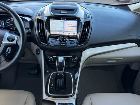 Used 2016 Ford C-MAX Energi SEL w/ Equipment Group 302A image 24