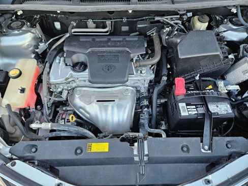 Used 2014 Toyota RAV4 Limited image 23