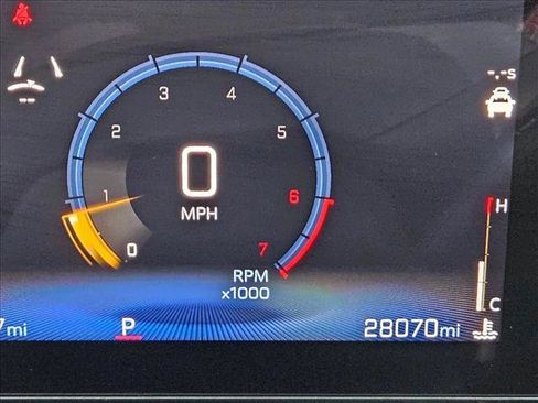 Used 2025 Chevrolet Trax RS w/ Driver Confidence Package FWD image 11
