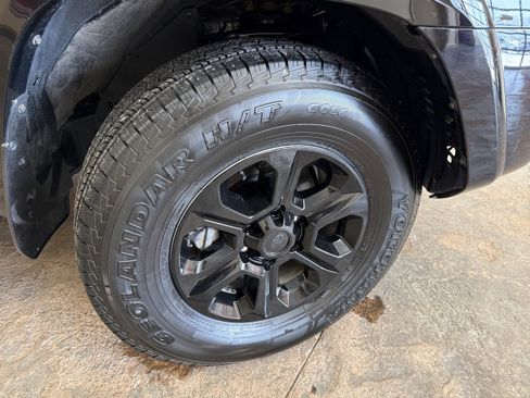 Used 2023 Toyota 4Runner SR5 image 13