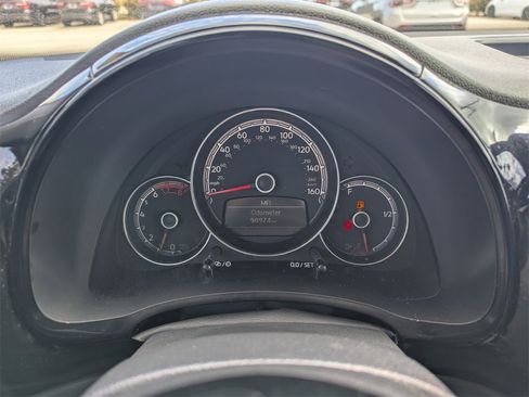 Used 2017 Volkswagen Beetle 1.8T S image 25