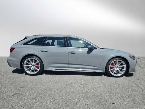 New 2026 Audi RS 6 performance image 2