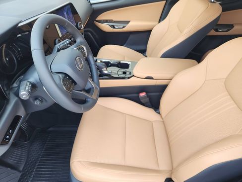 Certified 2025 Lexus NX 250 FWD w/ Accessory Package (2T) image 13