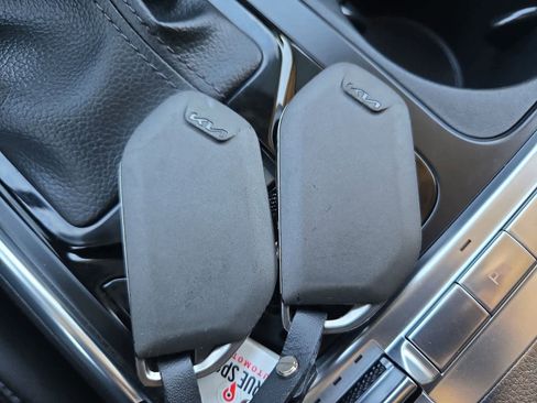 Certified 2025 Kia Carnival SX w/ SX Dark Edition Package image 34