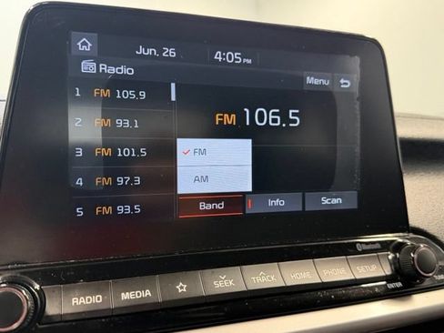 Used 2020 Kia Forte LXS FWD image 19