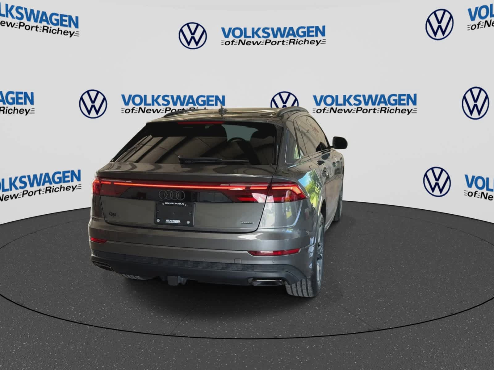 Used 2026 Audi Q8 Premium AWD/4WD image 7