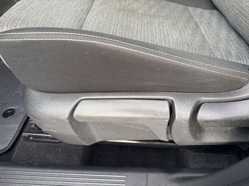 Used 2021 Nissan Rogue S image 13