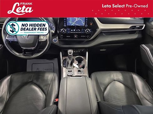 Used 2020 Toyota Highlander Limited AWD/4WD image 18
