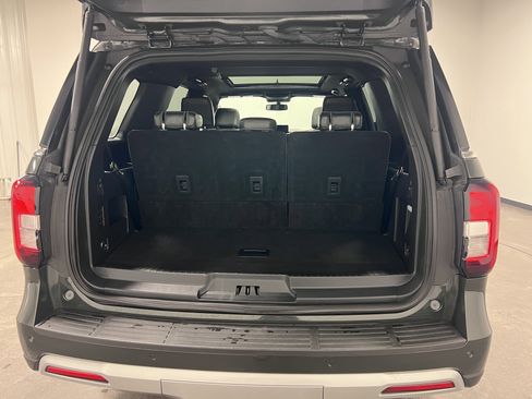 Used 2022 Ford Expedition Timberline image 28