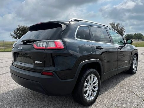 Used 2019 Jeep Cherokee Latitude Plus FWD image 7