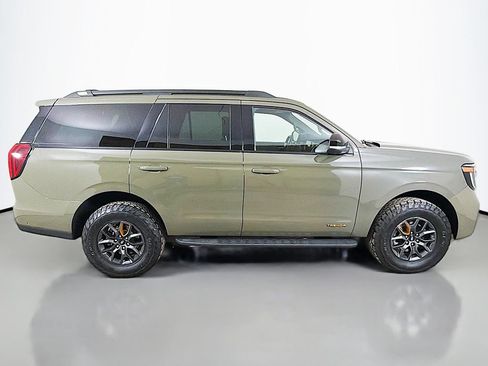 Used 2025 Ford Expedition Tremor AWD/4WD image 19