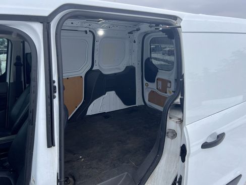 Used 2019 Ford Transit Connect XL image 6
