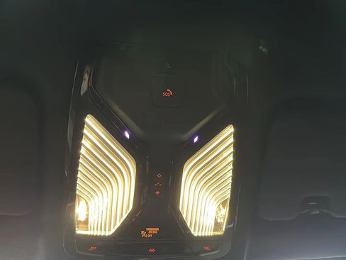 Used 2022 BMW X6 M50i w/ Parking Assistance Package image 27