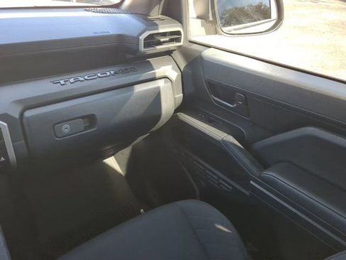 Used 2024 Toyota Tacoma SR image 16