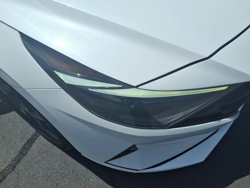 Certified 2022 Hyundai Elantra SEL w/ Preferred Accessory Package FWD image 13