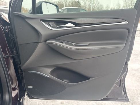 Used 2021 Buick Enclave Avenir w/ Avenir Technology Package image 21