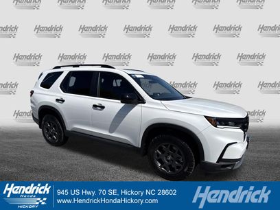Used 2025 Honda Pilot TrailSport