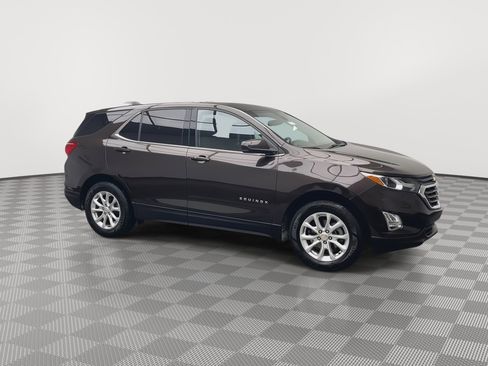 Used 2020 Chevrolet Equinox LT image 38