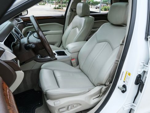 Used 2014 Cadillac SRX Premium w/ Driver Assist Package FWD image 39