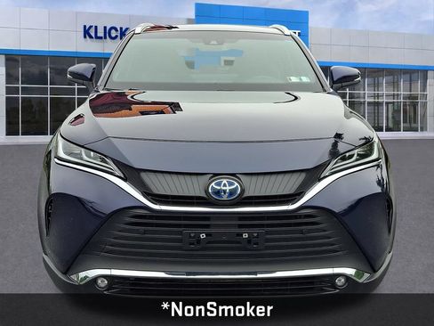 Used 2023 Toyota Venza XLE AWD/4WD image 2