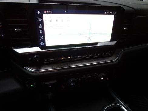 Used 2023 Chevrolet Silverado 1500 LTZ w/ Technology Package image 17