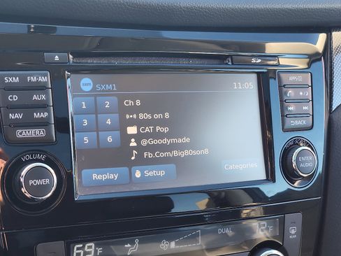 Used 2016 Nissan Rogue SL w/ SL Premium Package image 17