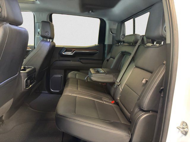Used 2023 GMC Sierra 1500 Denali w/ Denali Reserve Package AWD/4WD image 14