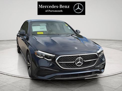 New 2026 Mercedes-Benz E 350 4MATIC Sedan image 3