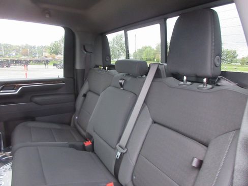 New 2026 GMC Sierra 3500 SLE w/ SLE Value Package image 15