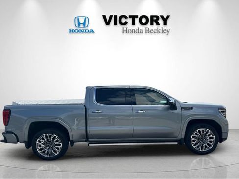 Used 2023 GMC Sierra 1500 Denali Ultimate AWD/4WD image 6