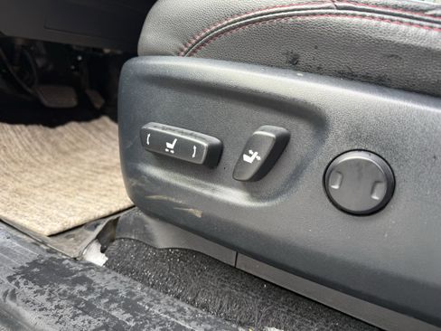 Used 2018 Toyota 4Runner TRD Off-Road Premium image 27