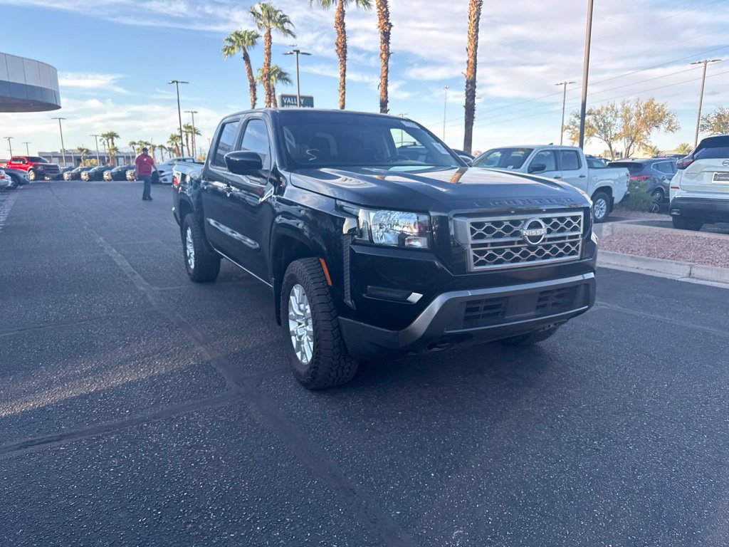 Used 2023 Nissan Frontier SV w/ Tow Package AWD/4WD image 5