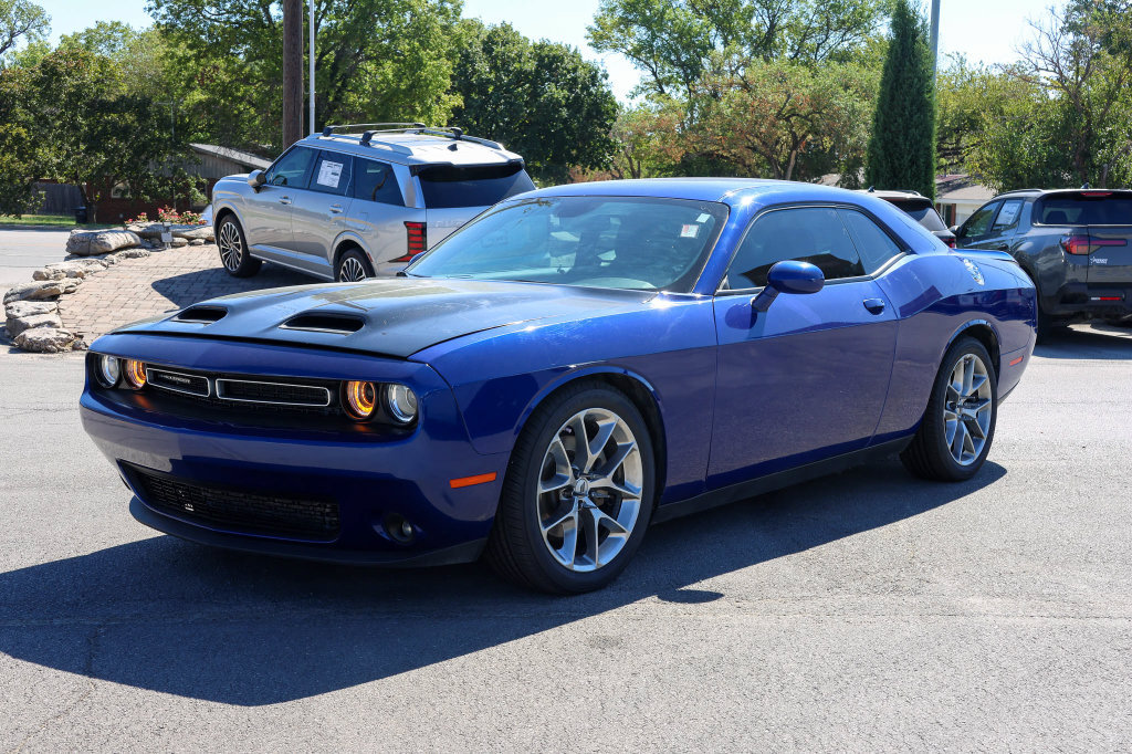 Used 2022 Dodge Challenger GT w/ Driver Convenience Group RWD image 6