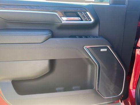 New 2026 GMC Sierra 2500 SLT w/ SLT Premium Package image 32