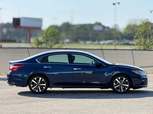Used 2016 Nissan Altima 2.5 SR image 7