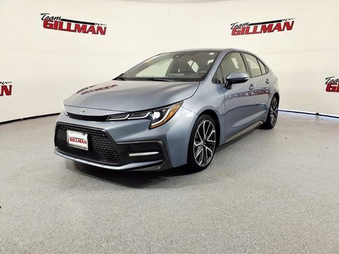 Used 2022 Toyota Corolla SE image 3