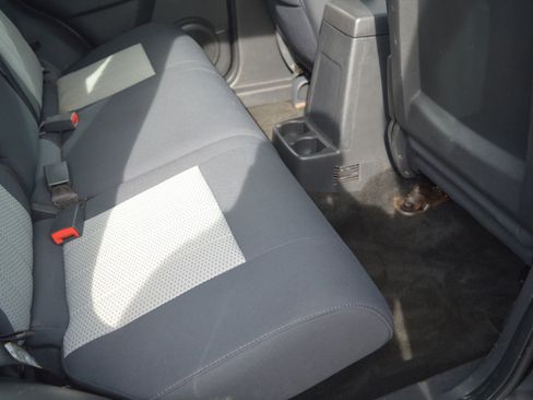 Used 2010 Jeep Liberty Sport image 20