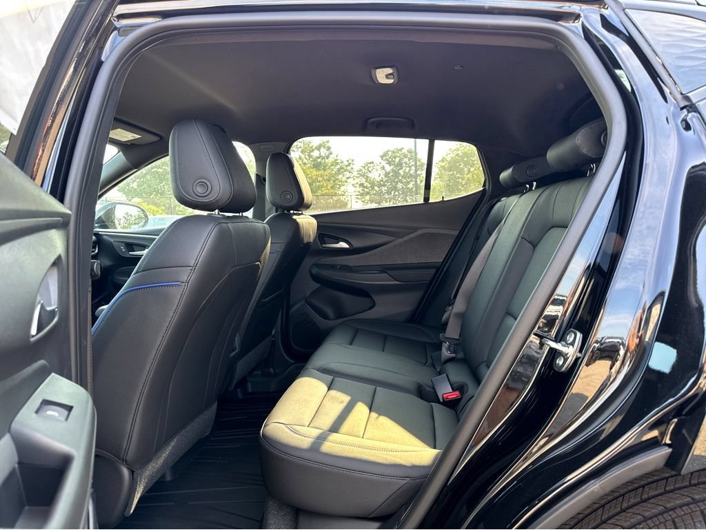 New 2026 Buick Envista Sport Touring w/ Convenience I Package FWD image 7